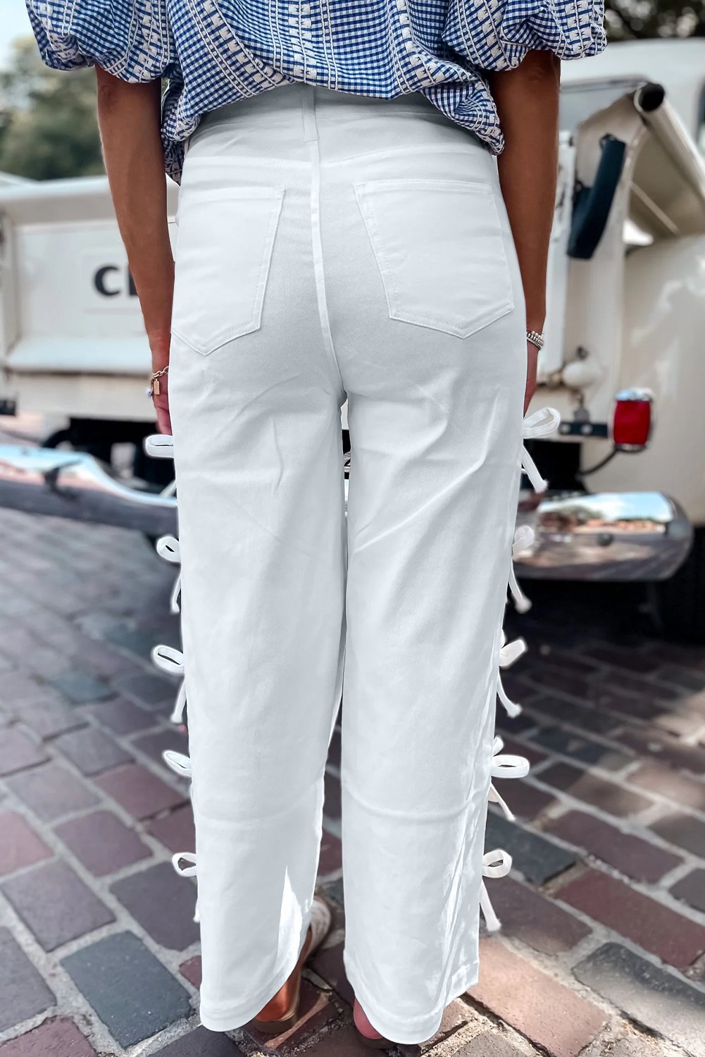 White Bow Knot Side Detail Straight Leg Loose Jeans - Image 2
