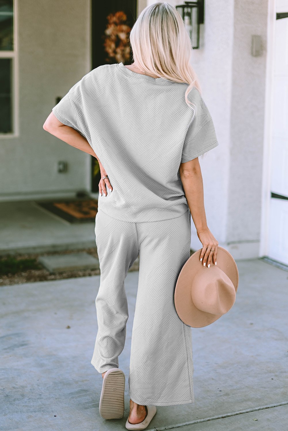 Gray Textured Loose Fit T Shirt and Drawstring Pants Set - Image 7