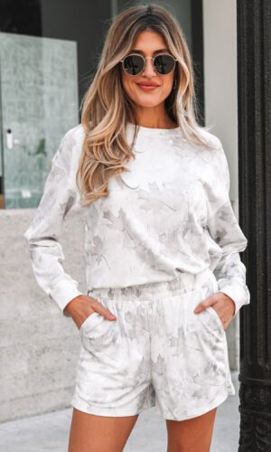 Beige Maple Camo Print Pullover Top and Elastic Waist Casual Short Set