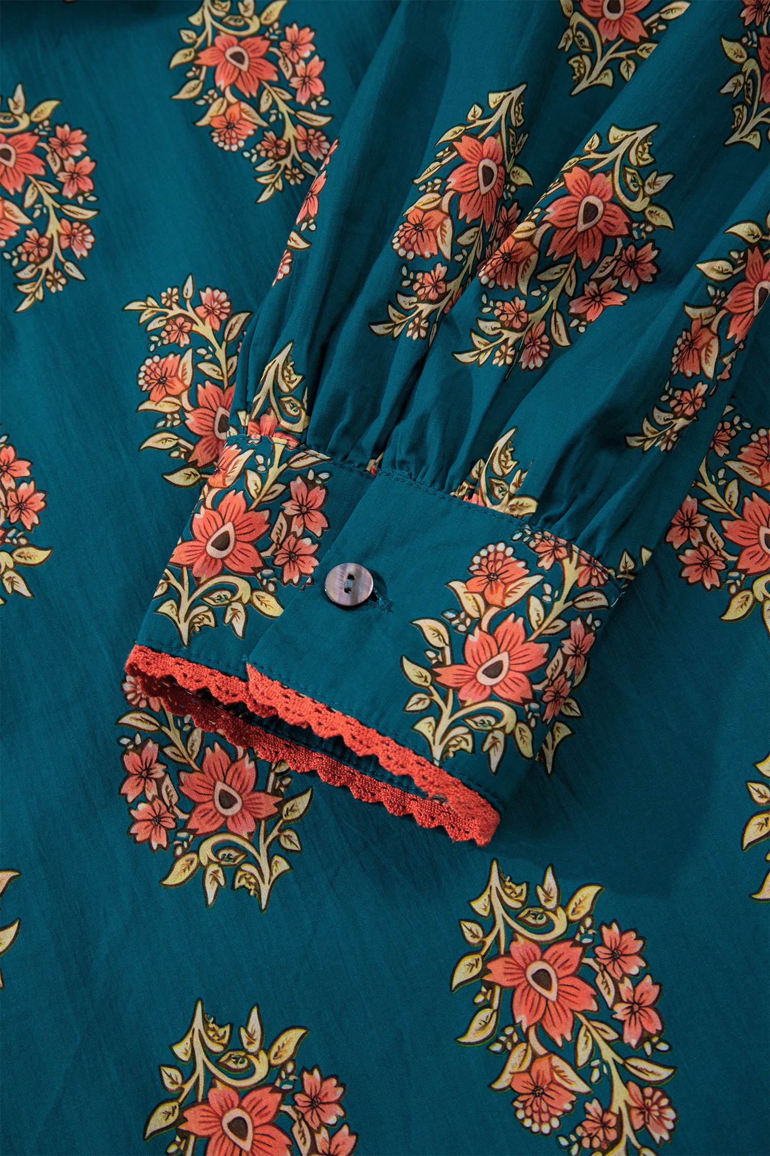 Green Plus Size Floral Print Contrast Lacy Trim Pleated Loose Shirt - Image 7