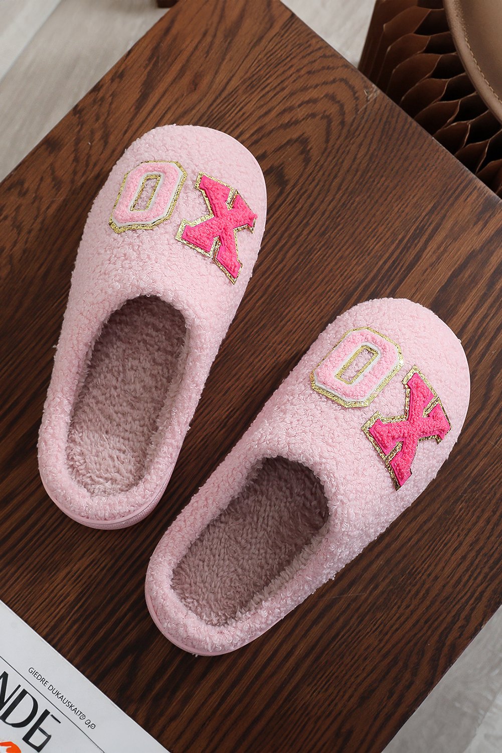Pink XO XO Glitter Trim Letter Patched Plush House Slippers - Image 4