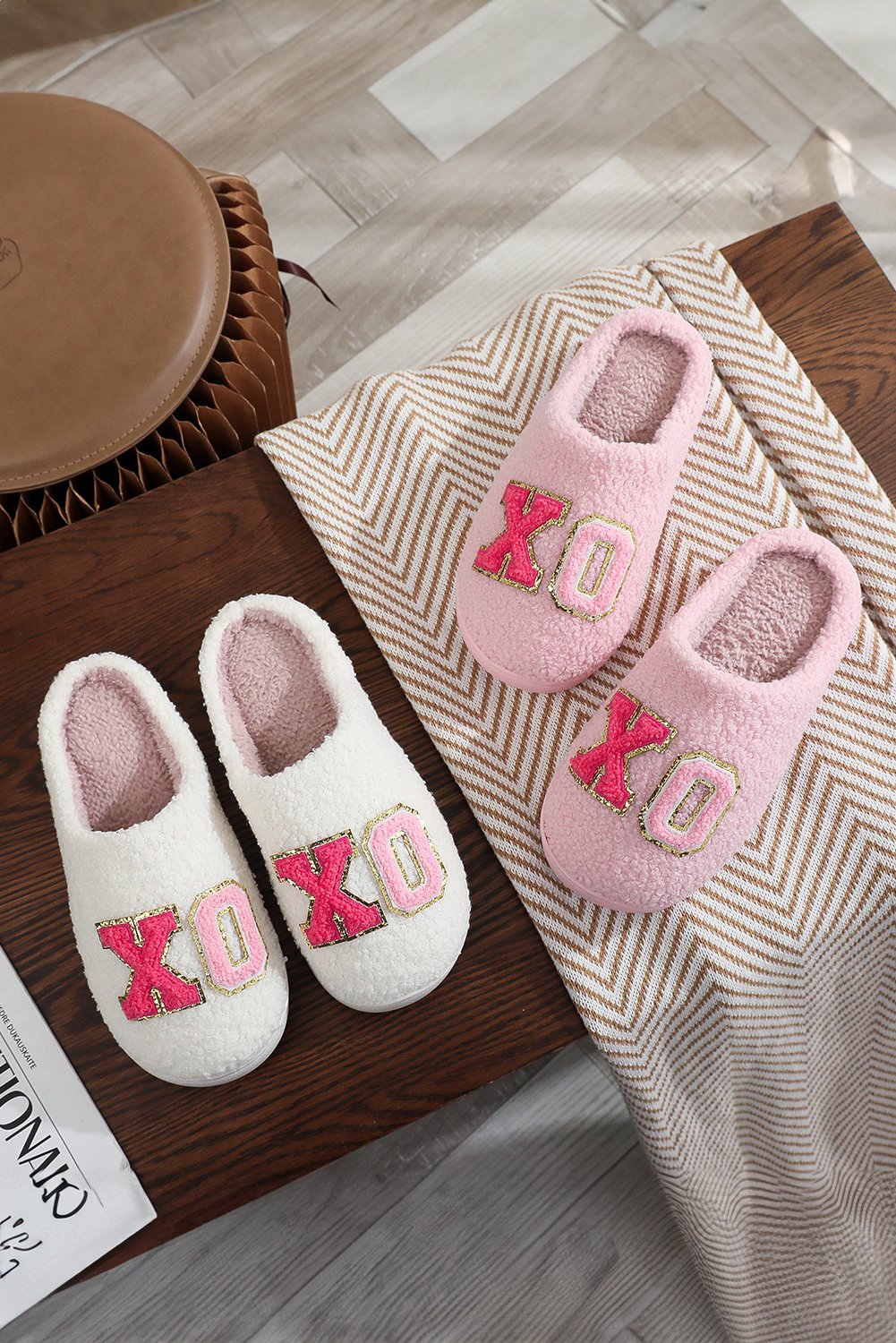 Pink XO XO Glitter Trim Letter Patched Plush House Slippers - Image 8