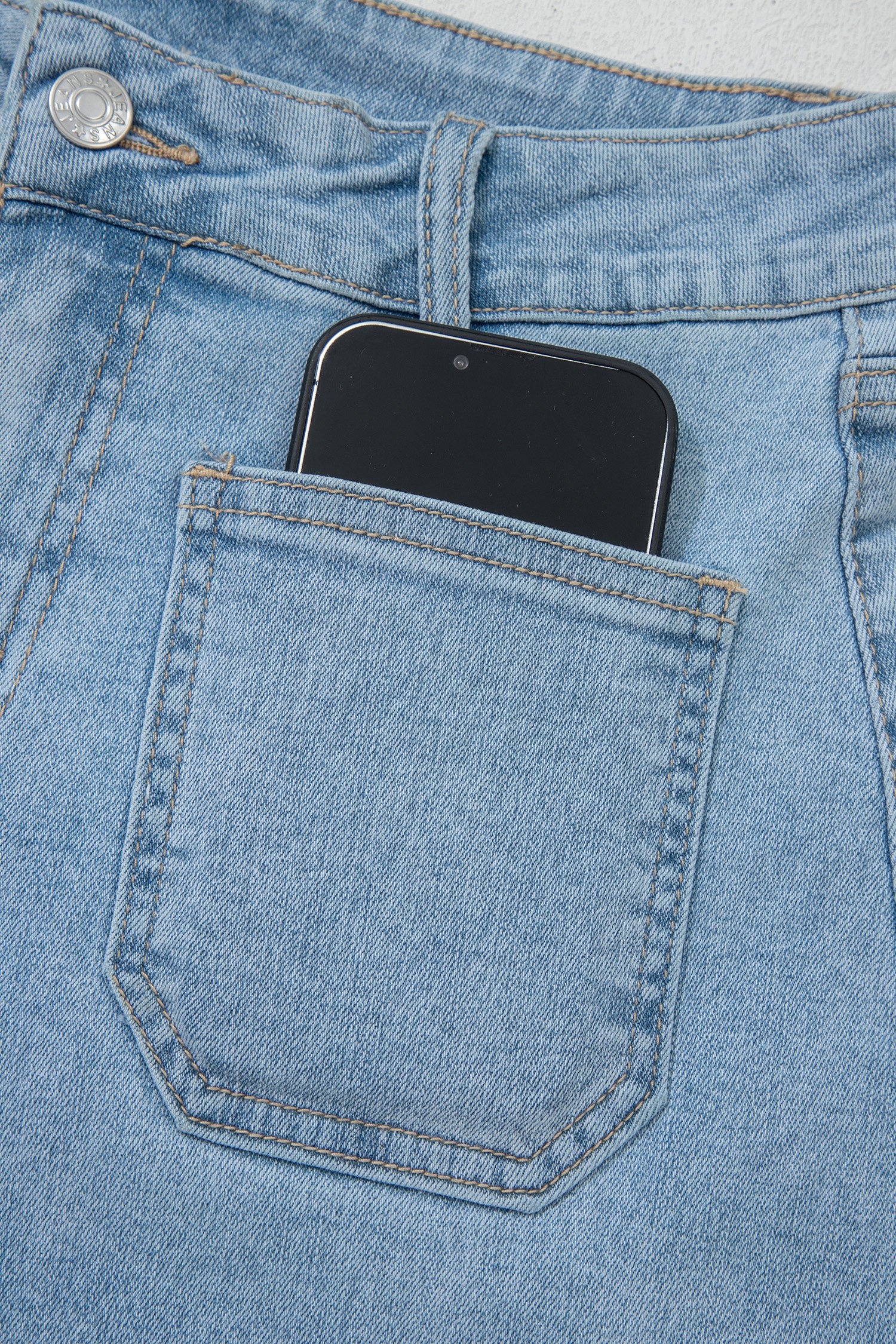 Myosotis High Rise Patch Pocket Denim Shorts - Image 11